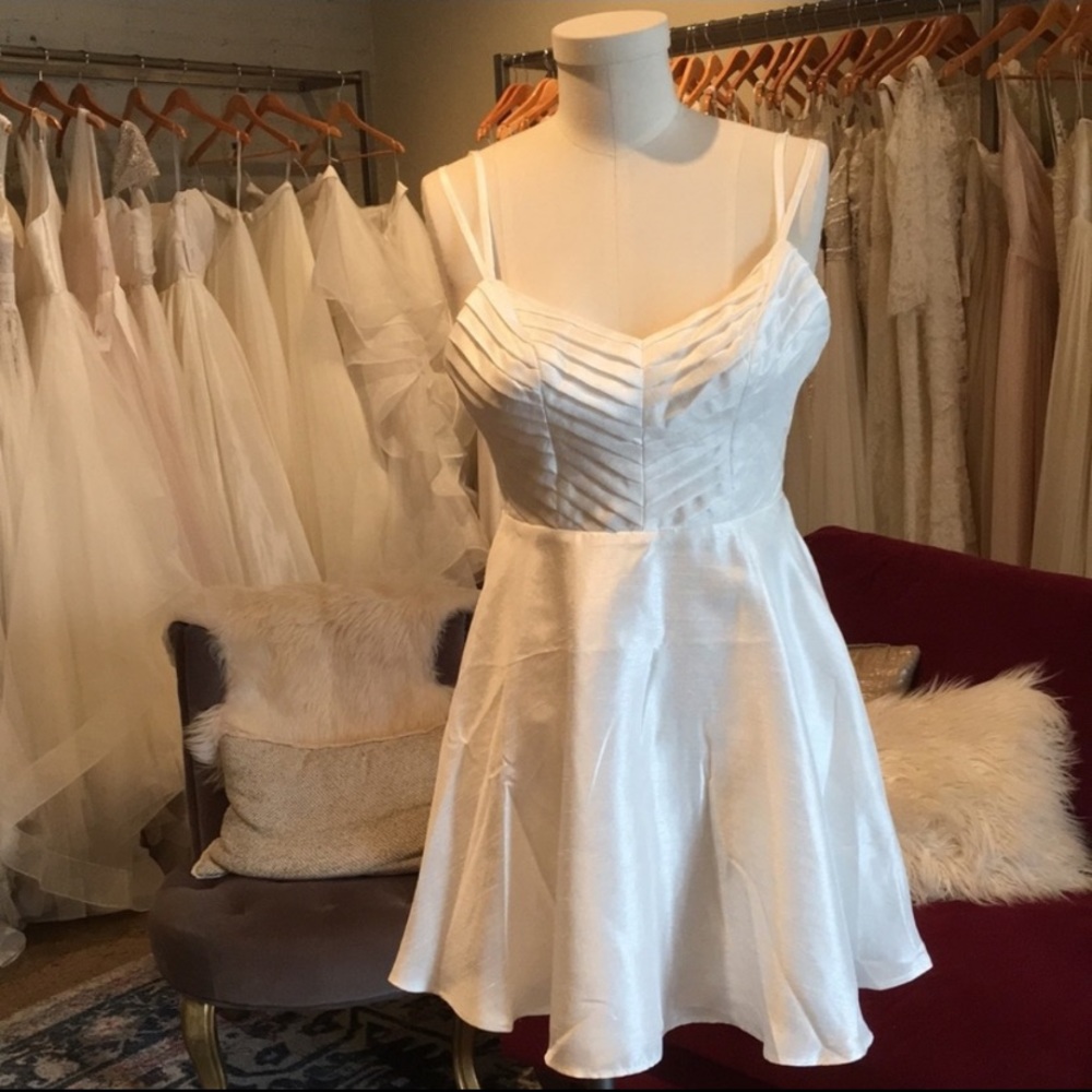 Keepsake The Label Dress size M